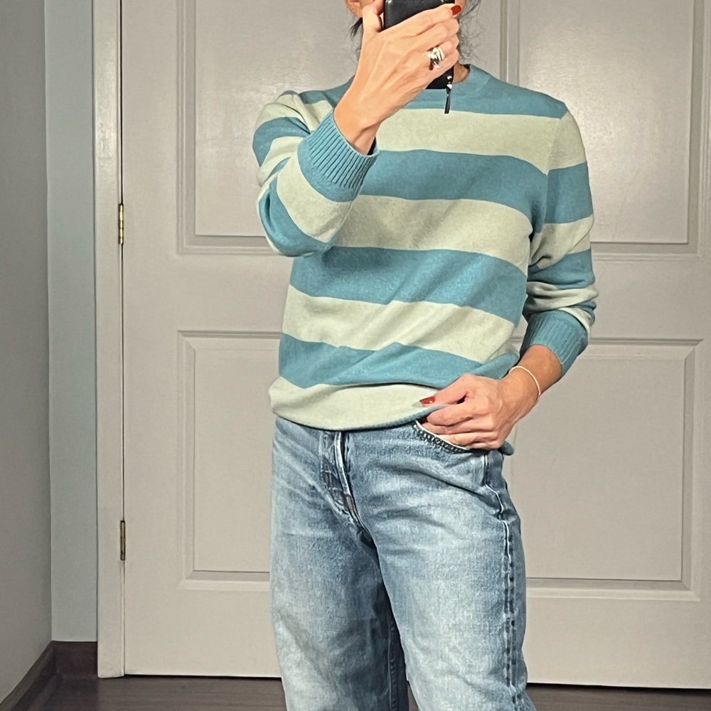 J.Crew 100% cashmere crew neck sweater